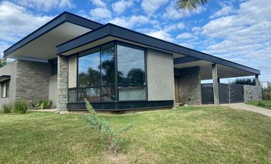 Casa en  Barrio Santa Candida