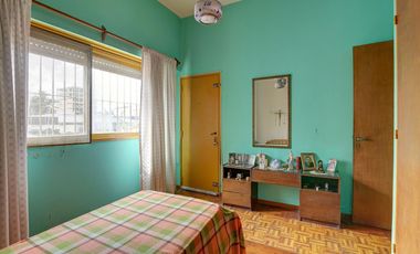 VENTA EN BLOCK LOCAL + 2 PH