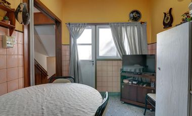 VENTA EN BLOCK LOCAL + 2 PH