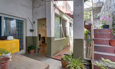 VENTA EN BLOCK LOCAL + 2 PH