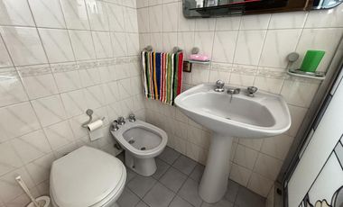 VENTA EN BLOCK LOCAL + 2 PH