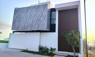 Casa Moderna con Alberca en Aiyana Santa Fe | Seguridad 24/7 | Lista Para Habita