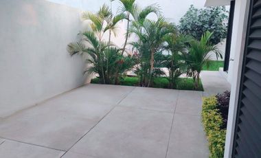 Casa Moderna con Alberca en Aiyana Santa Fe | Seguridad 24/7 | Lista Para Habita