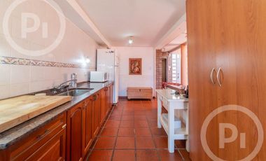 Gran casa familiar en venta en el corazón de Guadalupe