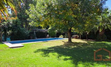 Se alquila Casa de 4 ambientes en Villa Udaondo, Parque leloir