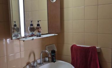 Se alquila Casa de 4 ambientes en Villa Udaondo, Parque leloir
