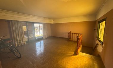 EXCELENTE ESQUINA COMERCIAL CON VIVIENDA