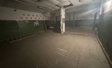 EXCELENTE ESQUINA COMERCIAL CON VIVIENDA