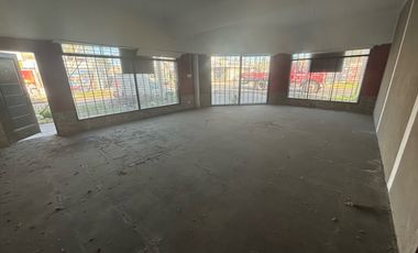 EXCELENTE ESQUINA COMERCIAL CON VIVIENDA