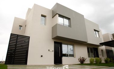 Última casa de 2 dormitorios en ROSSEN Barrio Privado – POSESIÓN INMEDIATA. CON ESCRITURA