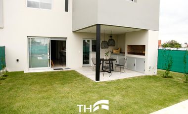 Última casa de 2 dormitorios en ROSSEN Barrio Privado – POSESIÓN INMEDIATA. CON ESCRITURA