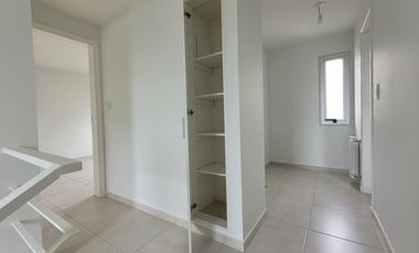 Última casa de 2 dormitorios en ROSSEN Barrio Privado – POSESIÓN INMEDIATA. CON ESCRITURA