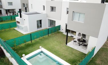 Última casa de 2 dormitorios en ROSSEN Barrio Privado – POSESIÓN INMEDIATA. CON ESCRITURA