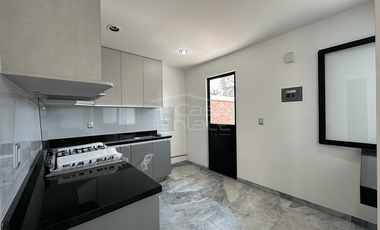 Casa Flamingo en Residencial Bugambilia CAEN-1294-Cd*