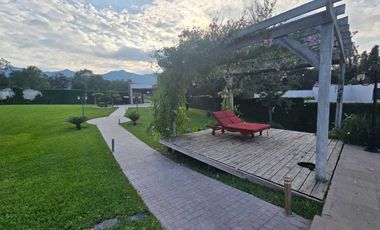 Quinta en Venta - Carretera Nacional, Fraccionamiento Misión Antigua