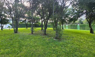 Quinta en Venta - Carretera Nacional, Fraccionamiento Misión Antigua