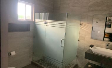 Quinta en Venta - Carretera Nacional, Fraccionamiento Misión Antigua