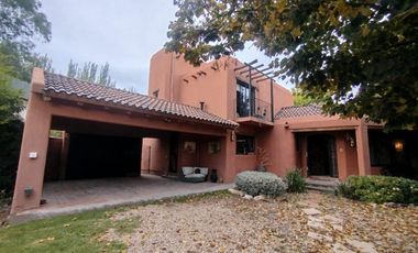 Casa en Venta - Callejon privado - Lujan de Cuyo