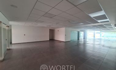 Renta de Oficina Patriotismo | 416 m2 | Acondicionado