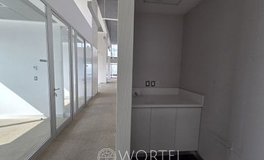 Renta de Oficina Reforma | 600 m2 | Acondicionada