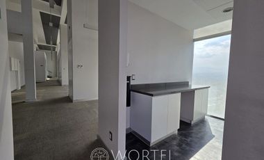 Renta de Oficina Reforma | 600 m2 | Acondicionada