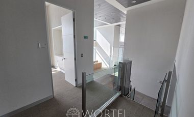 Renta de Oficina Reforma | 600 m2 | Acondicionada