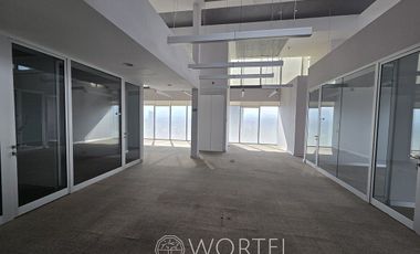 Renta de Oficina Reforma | 600 m2 | Acondicionada