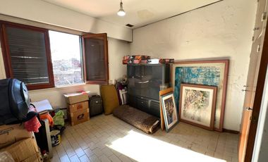 Venta en Bloque – 2 Departamentos   Local   Garage en San Isidro