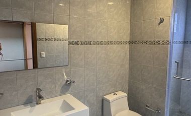 Iluminado , amplio  y súper ubicado