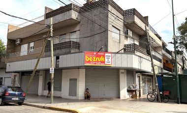 Local en Venta – Esquina Gral. Guido y Av. Rolón – San Isidro