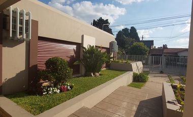Casa - Isidro Casanova