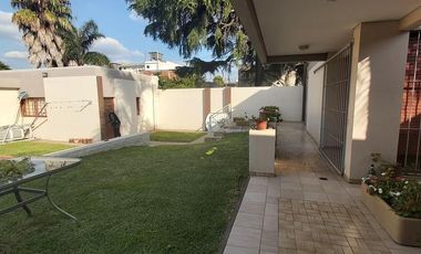 Casa - Isidro Casanova