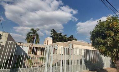 Casa - Isidro Casanova