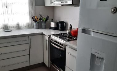Casa - Quilmes 4 amb Excelente estado en Residencial Exclusivo.