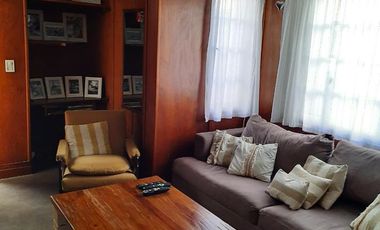 Casa - Quilmes 4 amb Excelente estado en Residencial Exclusivo.
