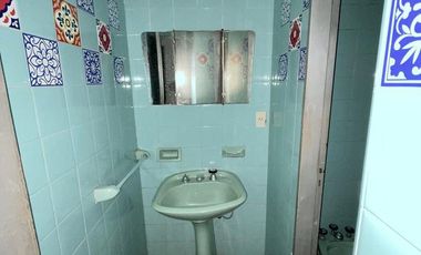 CASA DE 3 DORM CON COCHERA Y PATIO EN VENTA LOMAS DE ALBERDI