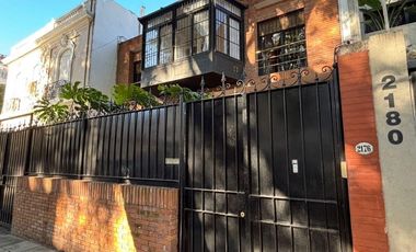 CASA en VENTA en GOROSTIAGA y 11 de SEPTIEMBRE - ZONA de EMBAJADAS
