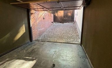 CASA en VENTA en GOROSTIAGA y 11 de SEPTIEMBRE - ZONA de EMBAJADAS