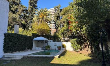 CASA en VENTA en GOROSTIAGA y 11 de SEPTIEMBRE - ZONA de EMBAJADAS