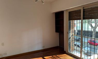 CASA en VENTA en GOROSTIAGA y 11 de SEPTIEMBRE - ZONA de EMBAJADAS