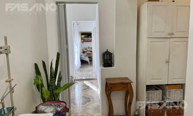 DEPARTAMENTO 3 AMBIENTES EN EL CENTRO DE VILLA ADELINA 100 m² Versátiles – Apto Profesional
