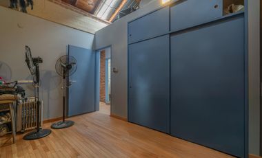 Excelente Casa c/Parrilla  y Deposito ,Taller en Planta baja Lanús Este!