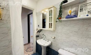 DEPARTAMENTO 3 AMBIENTES EN EL CENTRO DE VILLA ADELINA 100 m² Versátiles – Apto Profesional