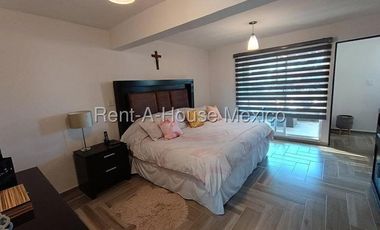 Casa en Venta en Paseos del Bosque 26-1933.