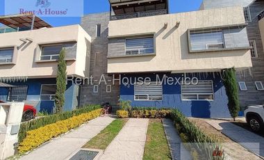 Casa en Venta en Paseos del Bosque 26-1933.