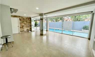 Casa en Palmeras de Costa del Este en Venta