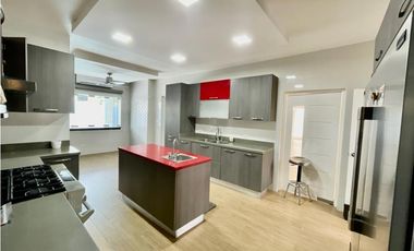 Casa en Palmeras de Costa del Este en Venta