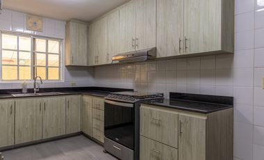 SE VENDE AMPLIA CASA EN ALBROOK GARDENS - ALBROOK