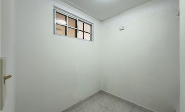 SE VENDE AMPLIA CASA EN ALBROOK GARDENS - ALBROOK