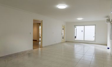SE VENDE AMPLIA CASA EN ALBROOK GARDENS - ALBROOK